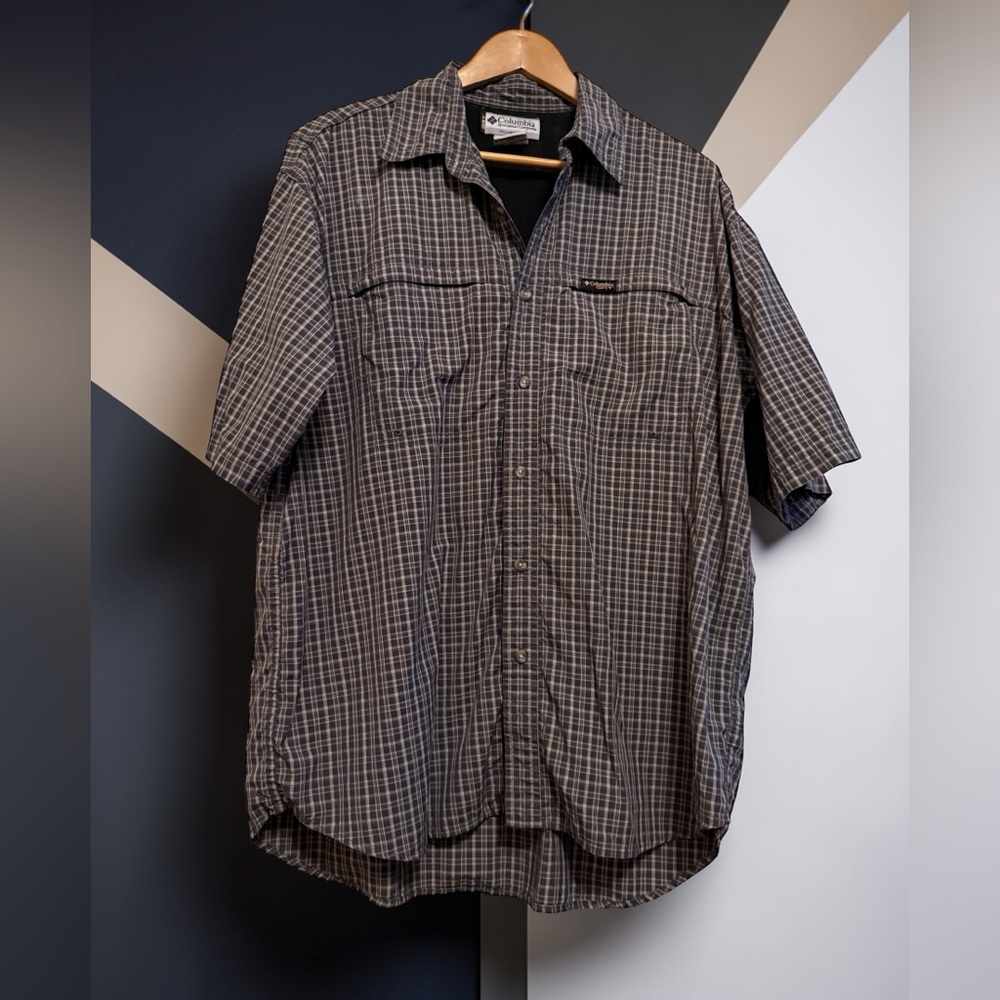 Columbia Men’s Gray Plaid Short-Sleeve Button-Down Shirt Omni Dri
